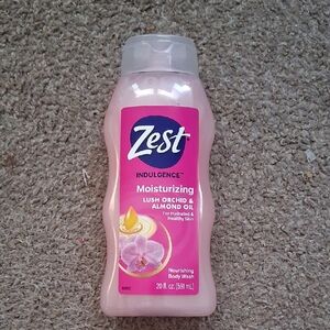 Indulgence Moisturizing Body Wash - Pink